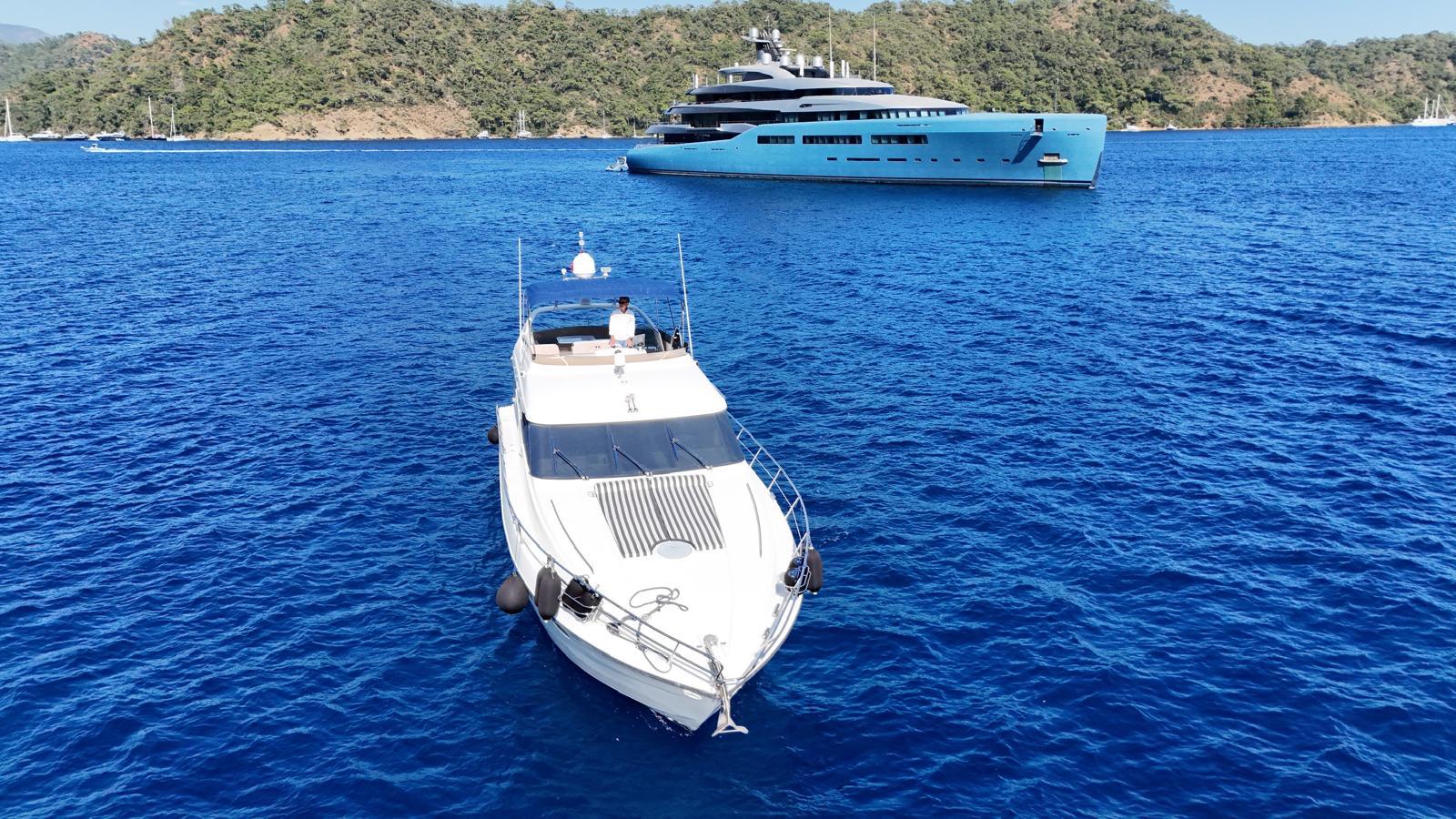 Aerial bow view of EXCELSIOR yacht